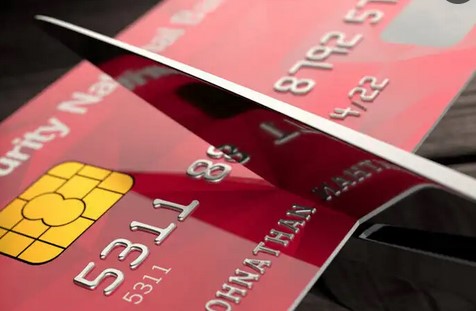 Guide to Freeing Yourself from Credit Card Debt